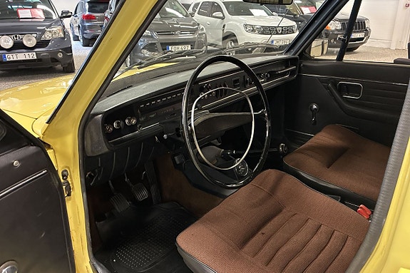 Volvo 145 5 of 10
