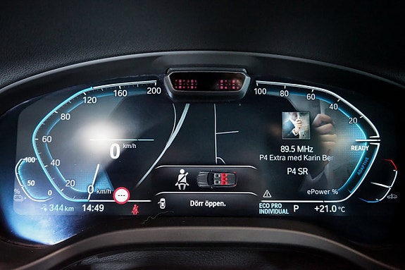 BMW iX3 11 of 27