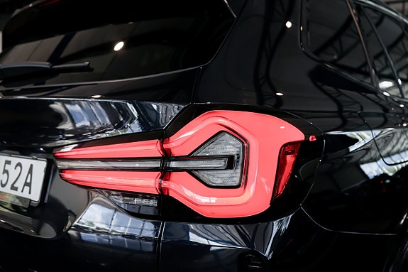 BMW iX3 9 of 27
