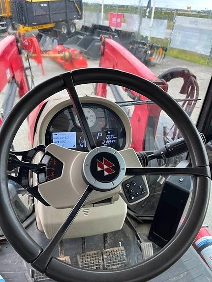 Massey Ferguson 5713 SL D6 16 of 16