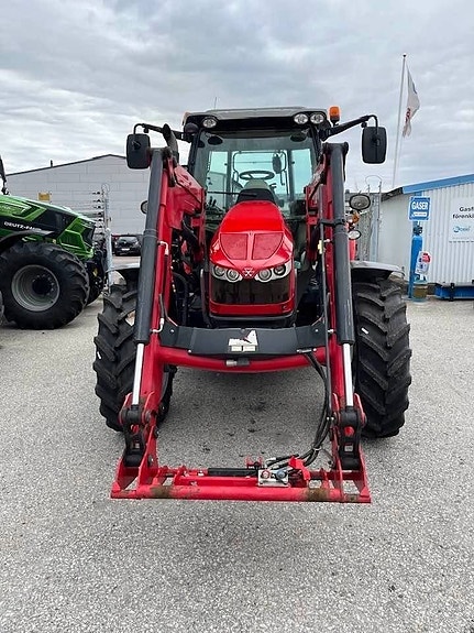 Massey Ferguson 5713 SL D6 7 of 16