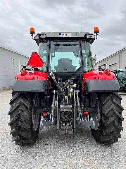 Massey Ferguson 5713 SL D6 9 of 16