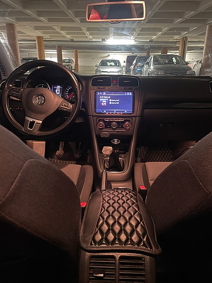 Volkswagen Golf VI 5 of 5
