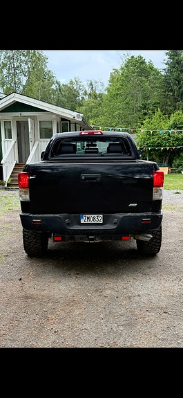 Toyota Tundra 7 of 9
