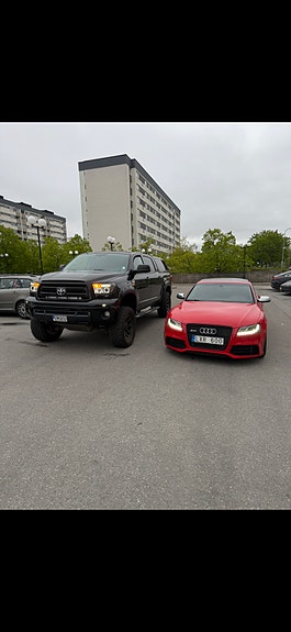 Toyota Tundra 3 of 9