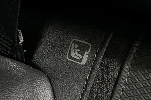 Volkswagen Caddy Maxi 24 of 27