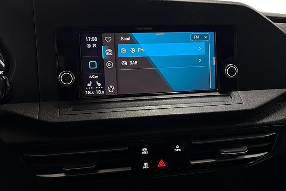 Volkswagen Caddy Maxi 18 of 27