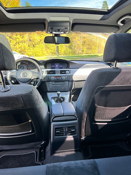BMW 330d 7 of 7