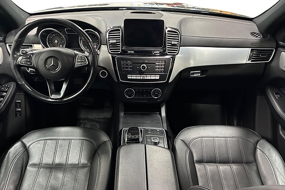 Mercedes-Benz GLS350 d 13 of 29