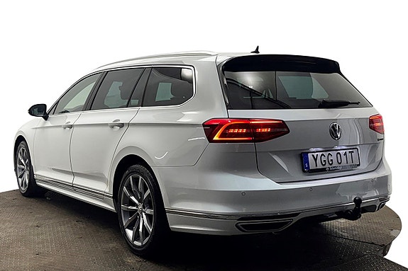 Volkswagen Passat 9 of 30