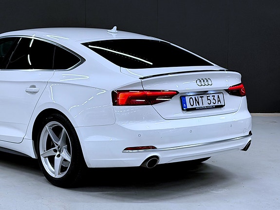 Audi A5 8 of 16