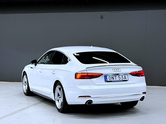 Audi A5 4 of 16