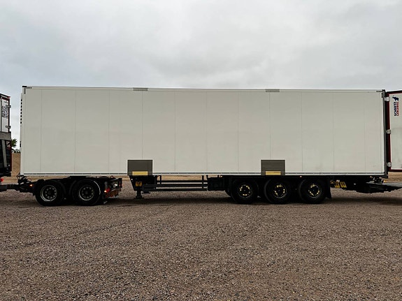 Schmitz Inrikestrailer FRC med lift