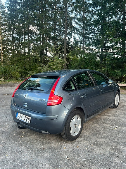 Citroen C4 2 of 9