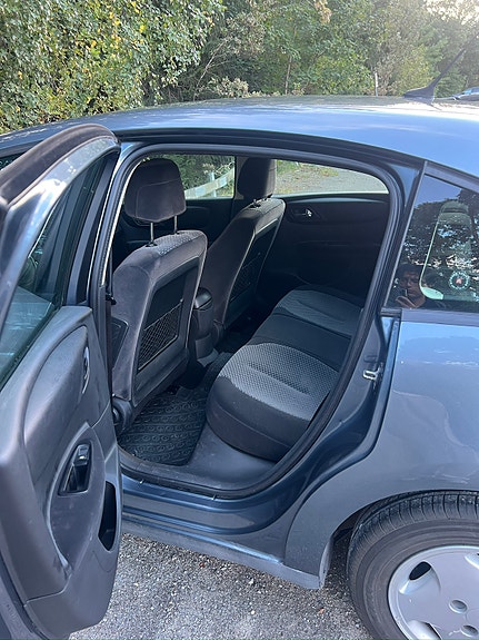 Citroen C4 4 of 9