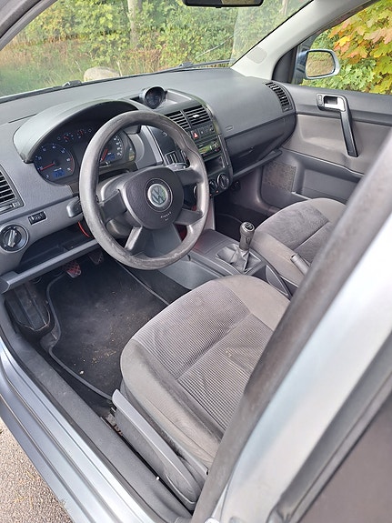 Volkswagen Polo 7 of 8