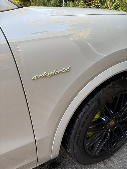 Porsche Cayenne Coupe 7 of 10