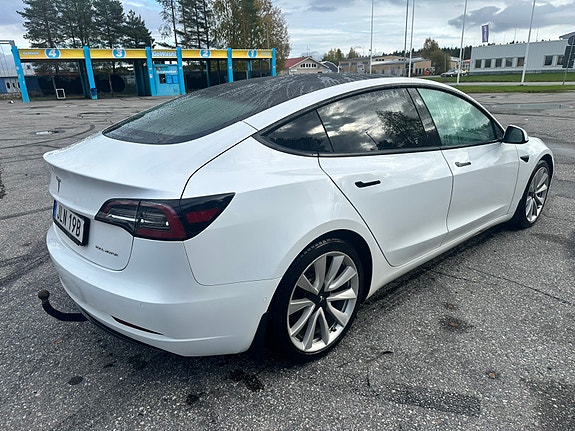 Tesla Model 3 5 of 11