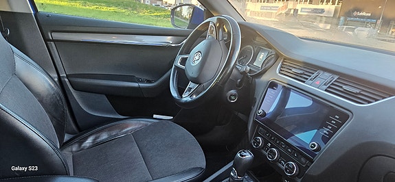 Skoda Octavia 6 of 19
