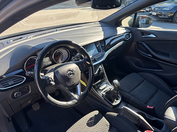 Opel Astra 12 of 26