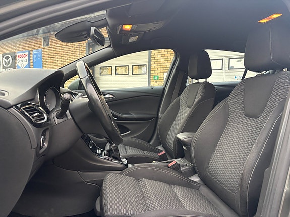 Opel Astra 26 of 26