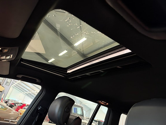 Mercedes-Benz GLS63 22 of 23