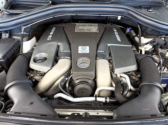 Mercedes-Benz GLS63 23 of 23