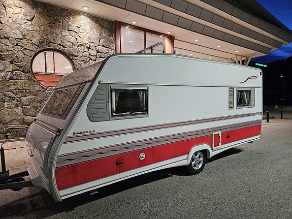 Kabe trailer SMARAGD GLE KS 2004 LÅNGBÄDDAR VINTERVAGN 3 of 15