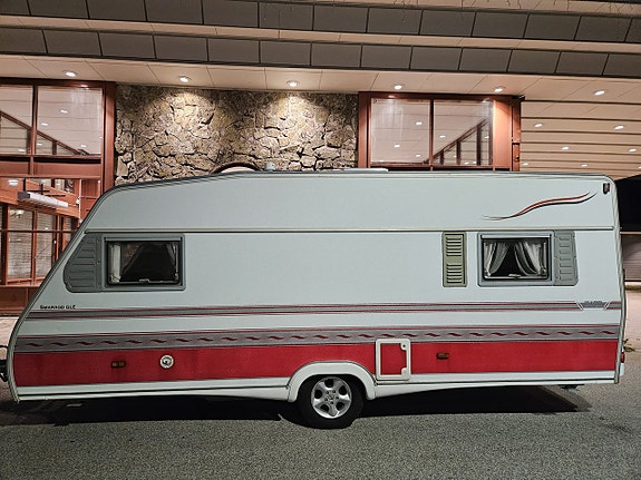 Kabe trailer SMARAGD GLE KS 2004 LÅNGBÄDDAR VINTERVAGN 2 of 15