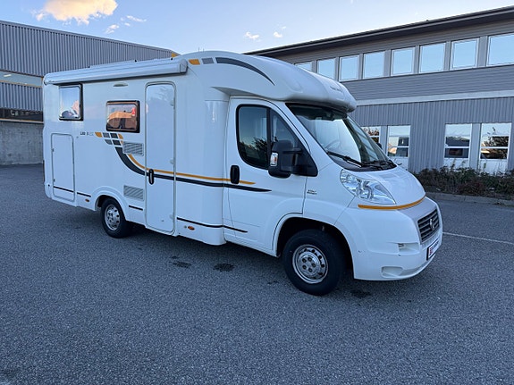 Sun Living Lido S42 SL 2.3 4000 mil – Långbäddar – Solcell – Kamrem bytt 4 of 25