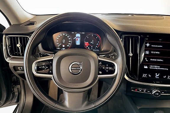 Volvo V60 7 of 9