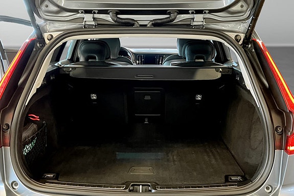 Volvo V60 9 of 9