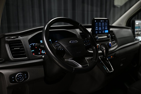 Ford Transit Custom 16 of 29