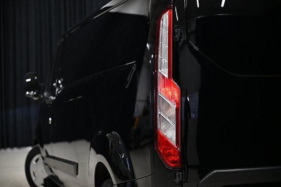 Ford Transit Custom 12 of 29
