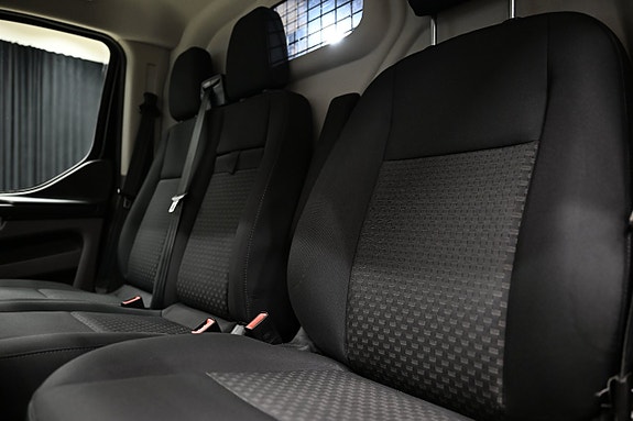 Ford Transit Custom 19 of 29