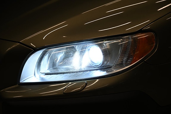 Volvo XC70 5 of 27
