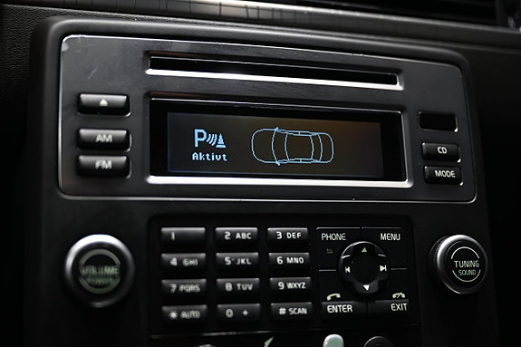Volvo XC70 20 of 27
