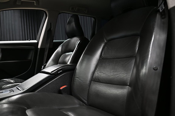 Volvo XC70 14 of 27