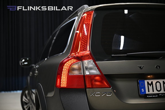 Volvo XC70 11 of 27