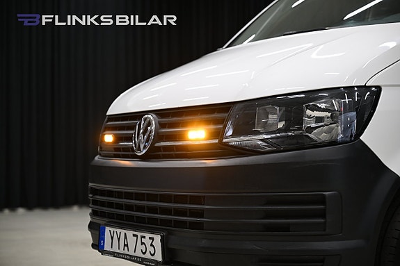 Volkswagen Caravelle 17 of 30