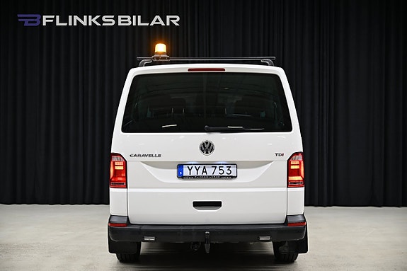 Volkswagen Caravelle 13 of 30