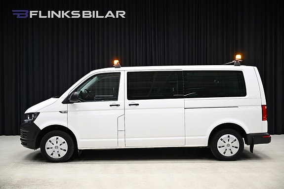 Volkswagen Caravelle 3 of 30