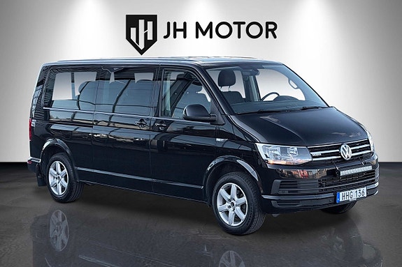 Volkswagen Caravelle 8 of 29