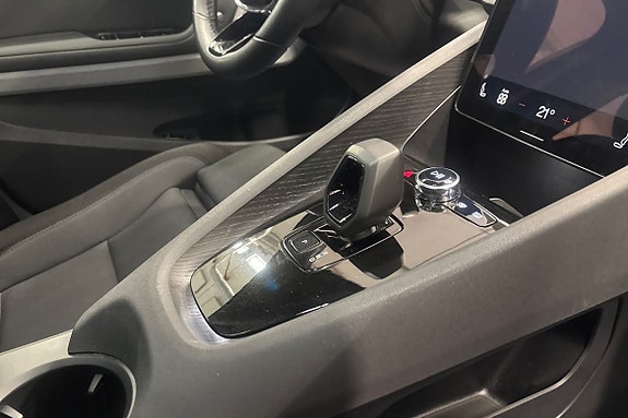 Polestar 2 15 of 24
