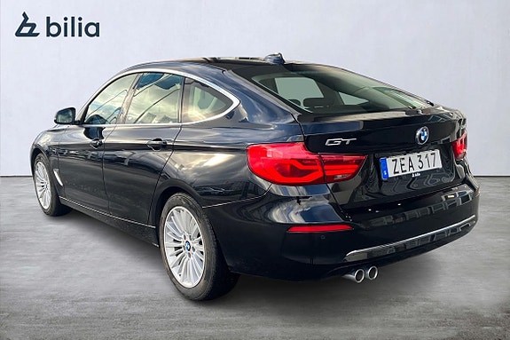 BMW 320 2 of 22