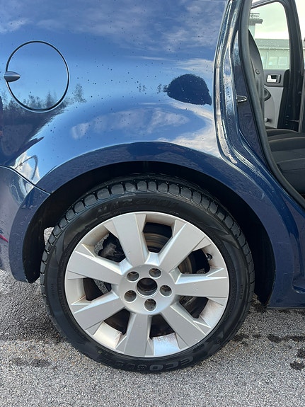 Ford C-Max 22 of 27