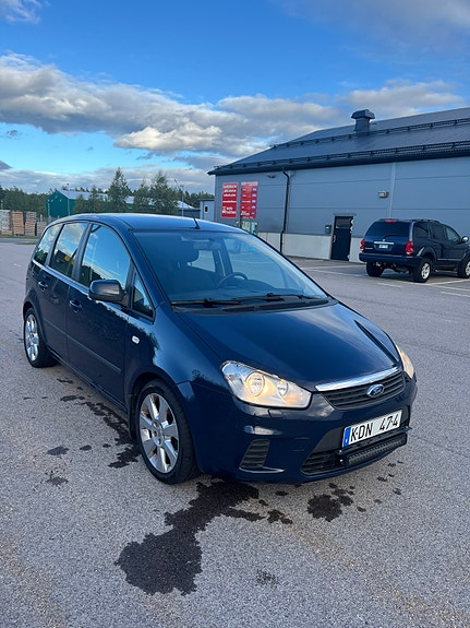 Ford C-Max 2 of 27
