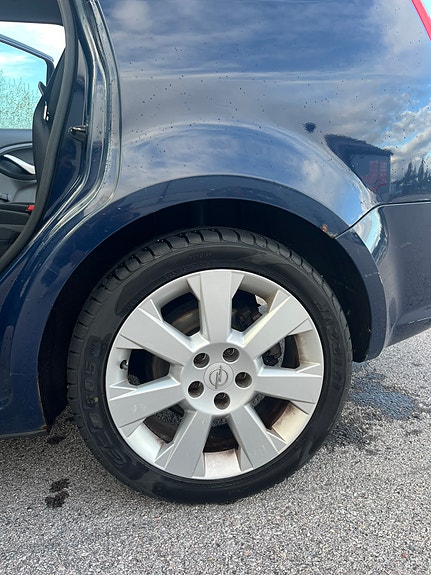 Ford C-Max 21 of 27