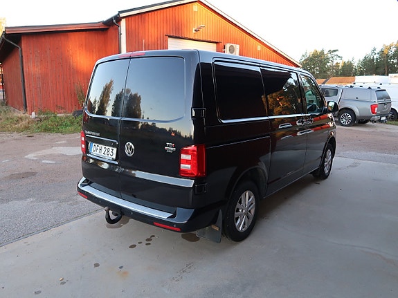 Volkswagen Transporter 4 of 14