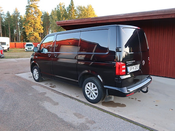 Volkswagen Transporter 6 of 14